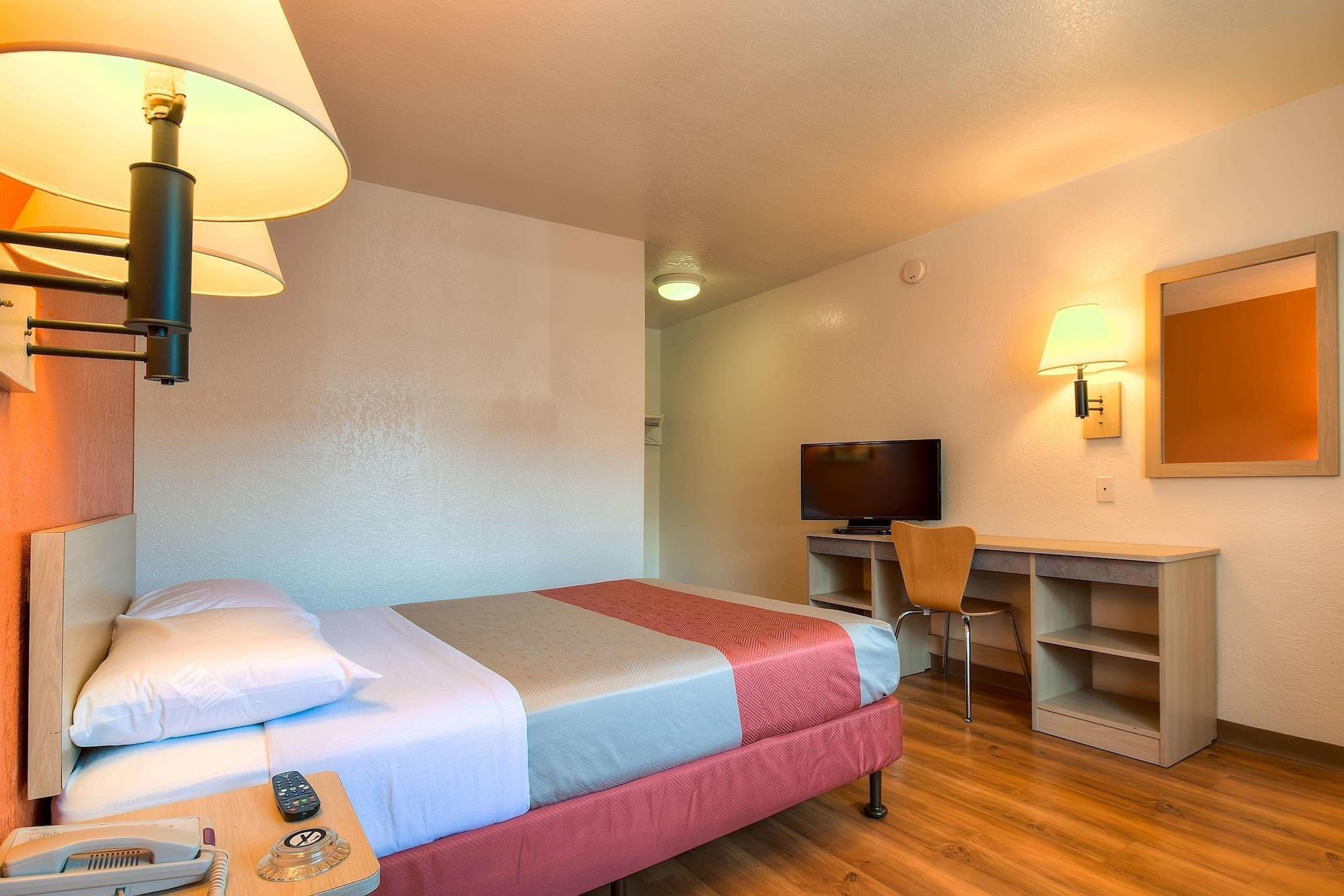 Motel 6-Westminster, Ca - South - Long Beach Area Extérieur photo