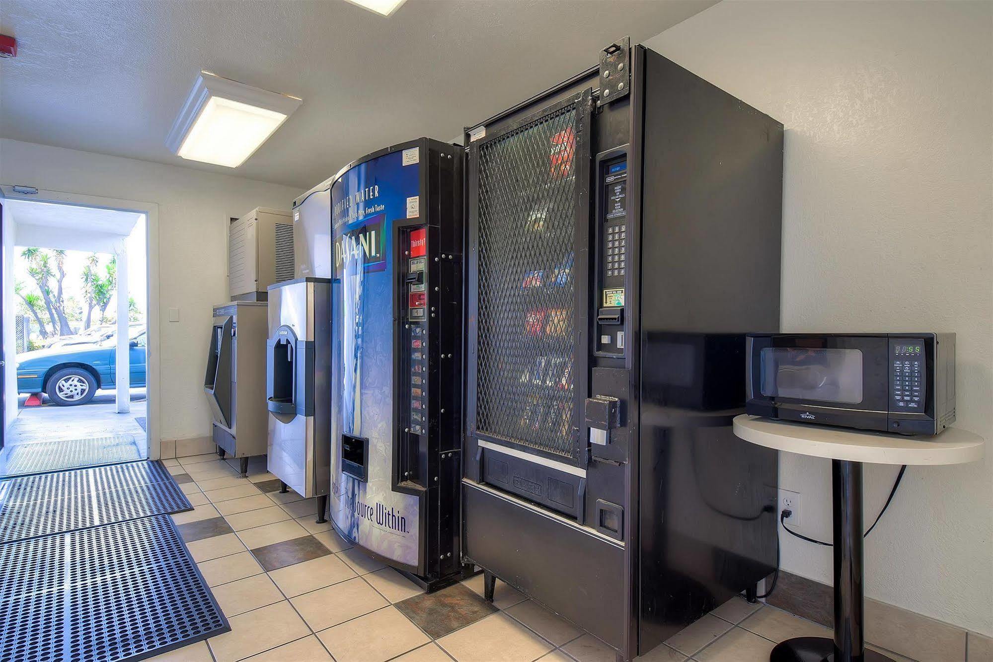 Motel 6-Westminster, Ca - South - Long Beach Area Extérieur photo