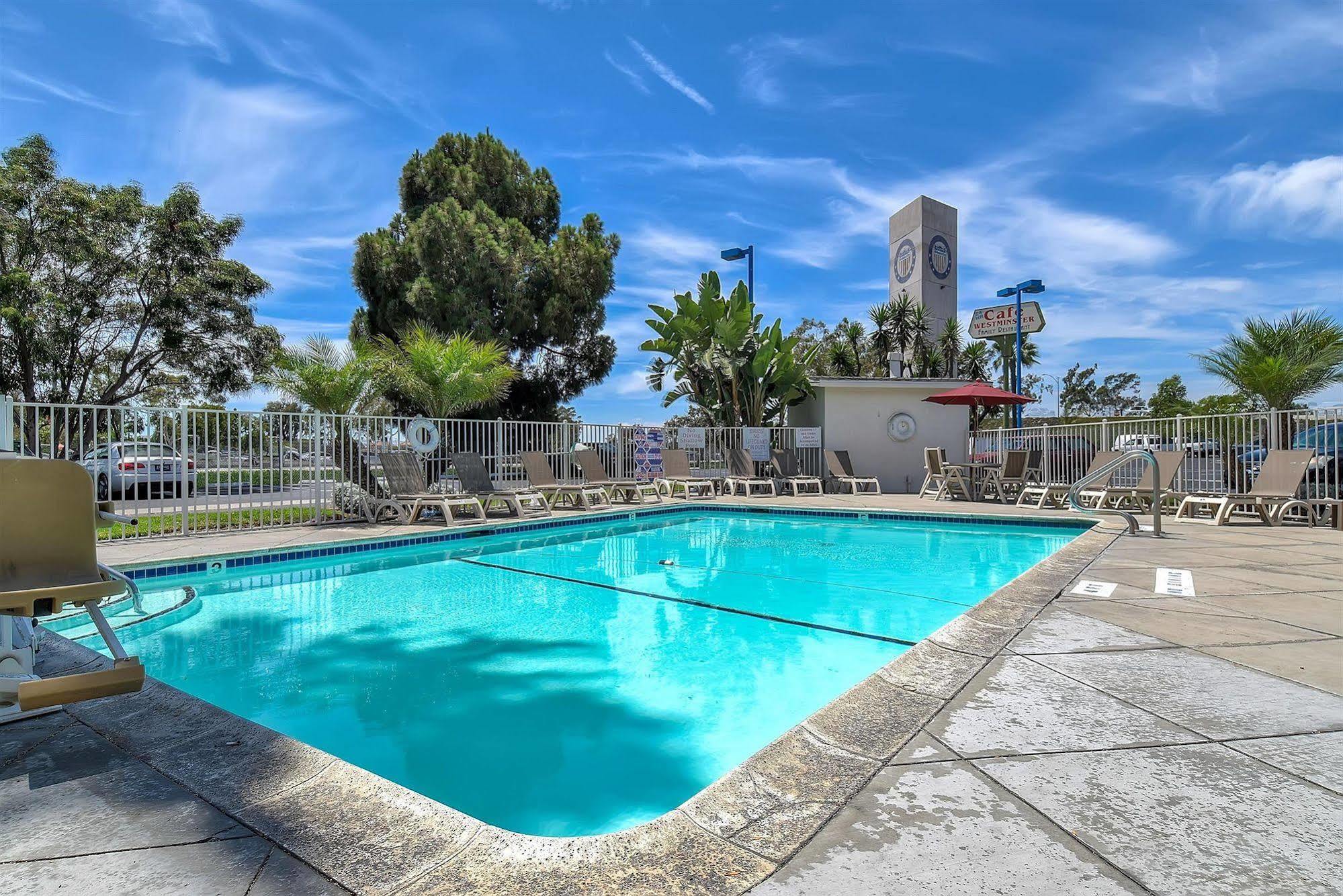 Motel 6-Westminster, Ca - South - Long Beach Area Extérieur photo